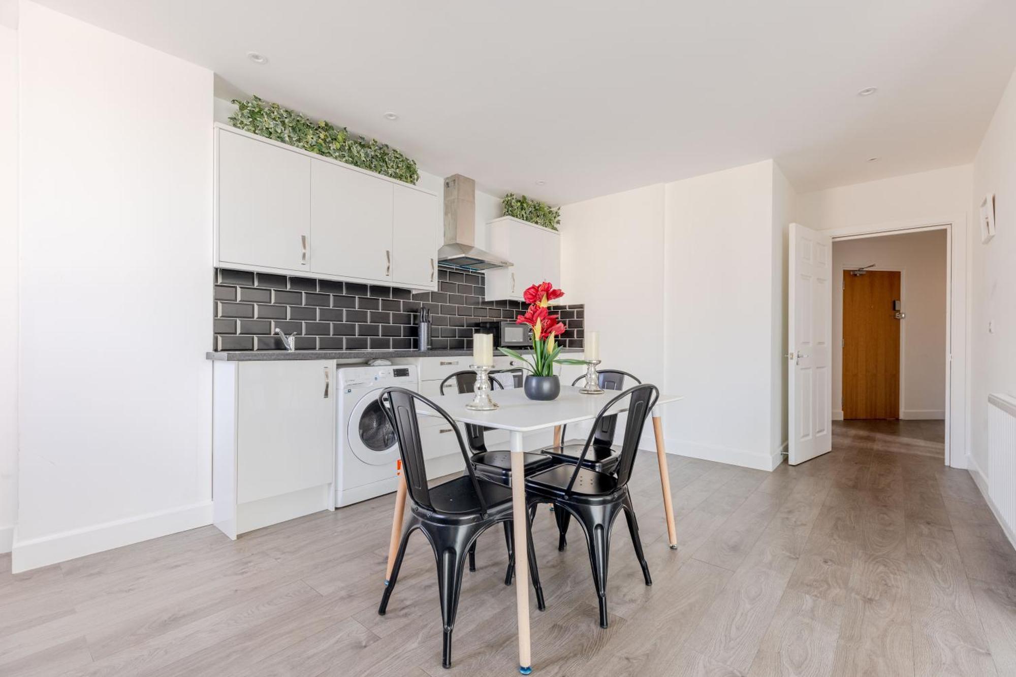 Vertigo Boutique Sleeps 4 London Kingston upon Thames  Exterior photo